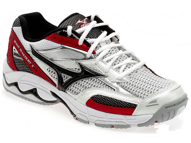 mizuno wave runcourt 3