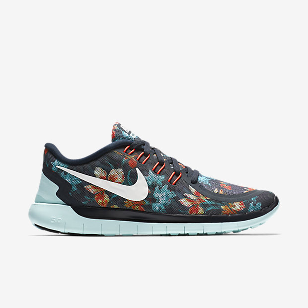 nike epic react trainers womens