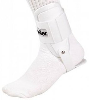 Mueller LITE ANKLE BRACE 4554
