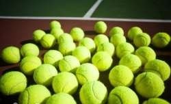 Теннисные ракетки,мячи,сумки / Теннисные мячи